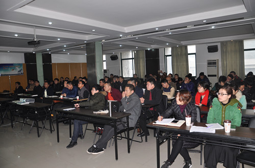 二月公司开展2017年第一次全体业务员培训