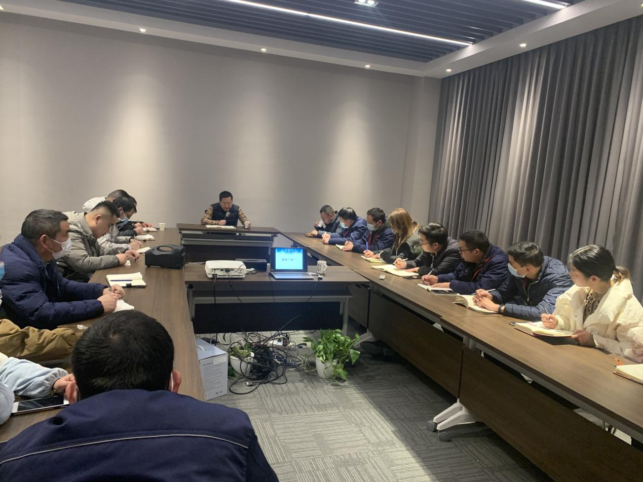 集团总裁柯建东等一行莅临郑州公司指导工作