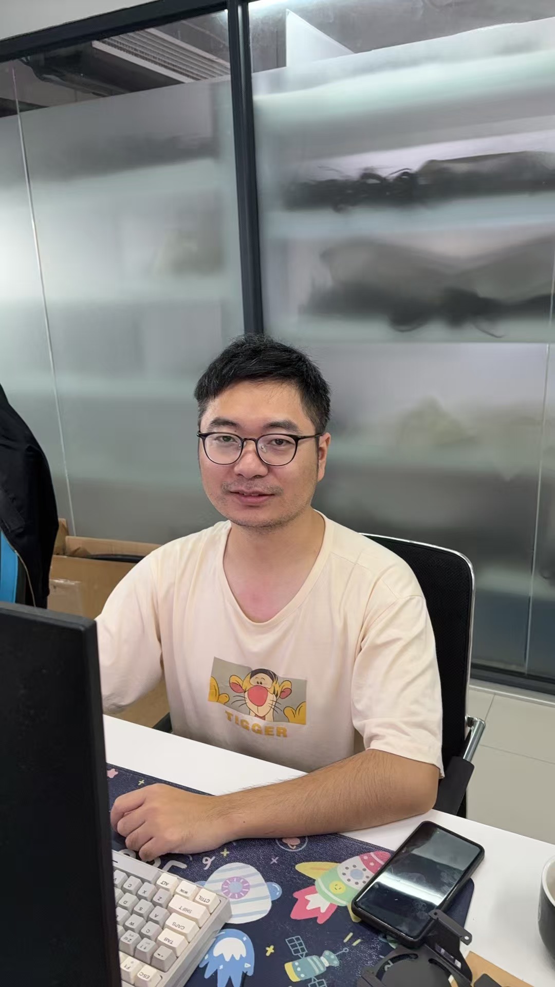 六月hth官网入口之星