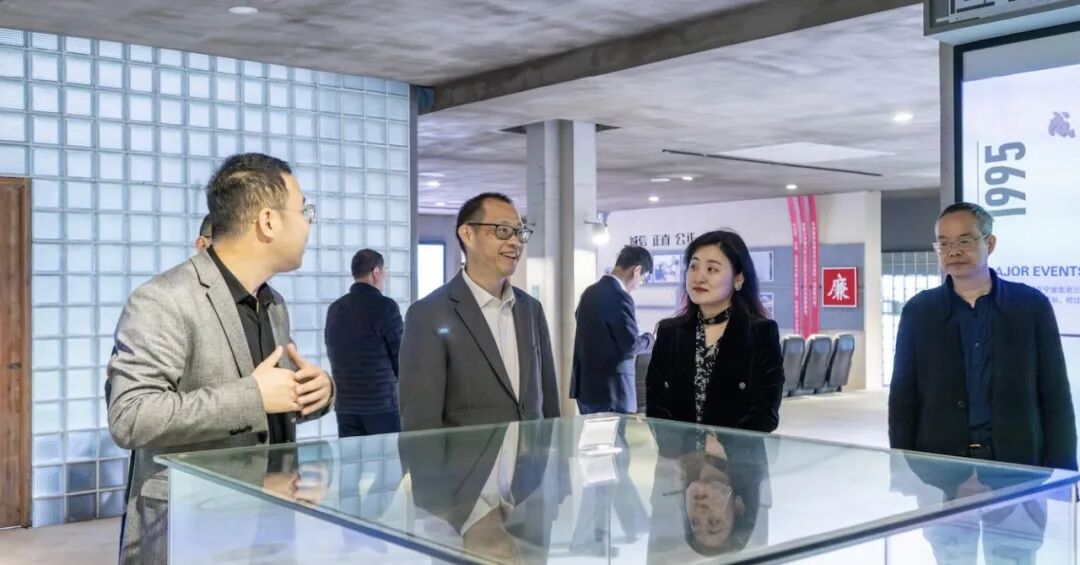 浙江省经济和信息化厅副厅长詹佳祥一行莅临hth官网入口传感调研指导